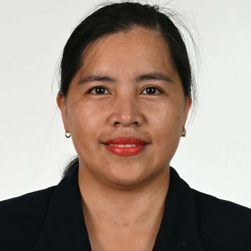 Ellen Es-esa Sadaken, Introduction presenter